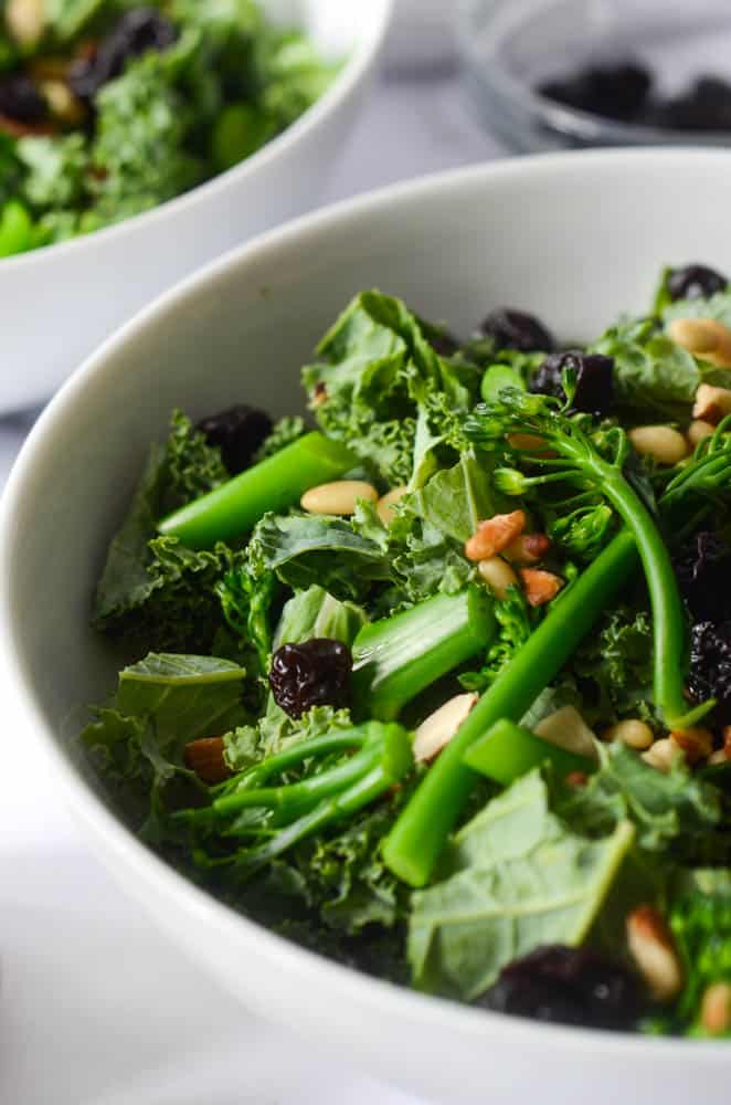 up close picture of bowl of salad 