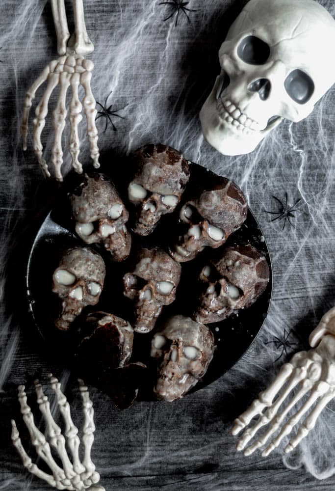 Mini Chocolate Skull Cakes with Simple Spooky Glaze