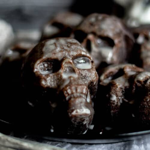 Mini Chocolate Skull Cakes with Simple Spooky Glaze